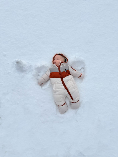 Oren in the snow